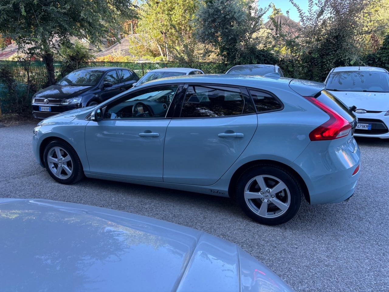Volvo V40 T2 Kinetic BENZINA OK neopatentati