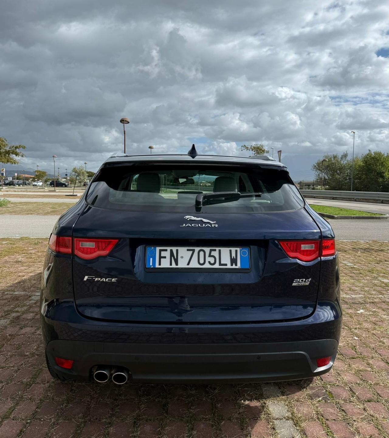 Jaguar F-Pace 2.0 D 180 CV AWD Pure