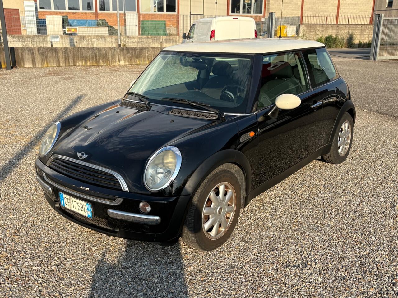 MINI ONE 1.6 BENZINA NEOPATENTATI