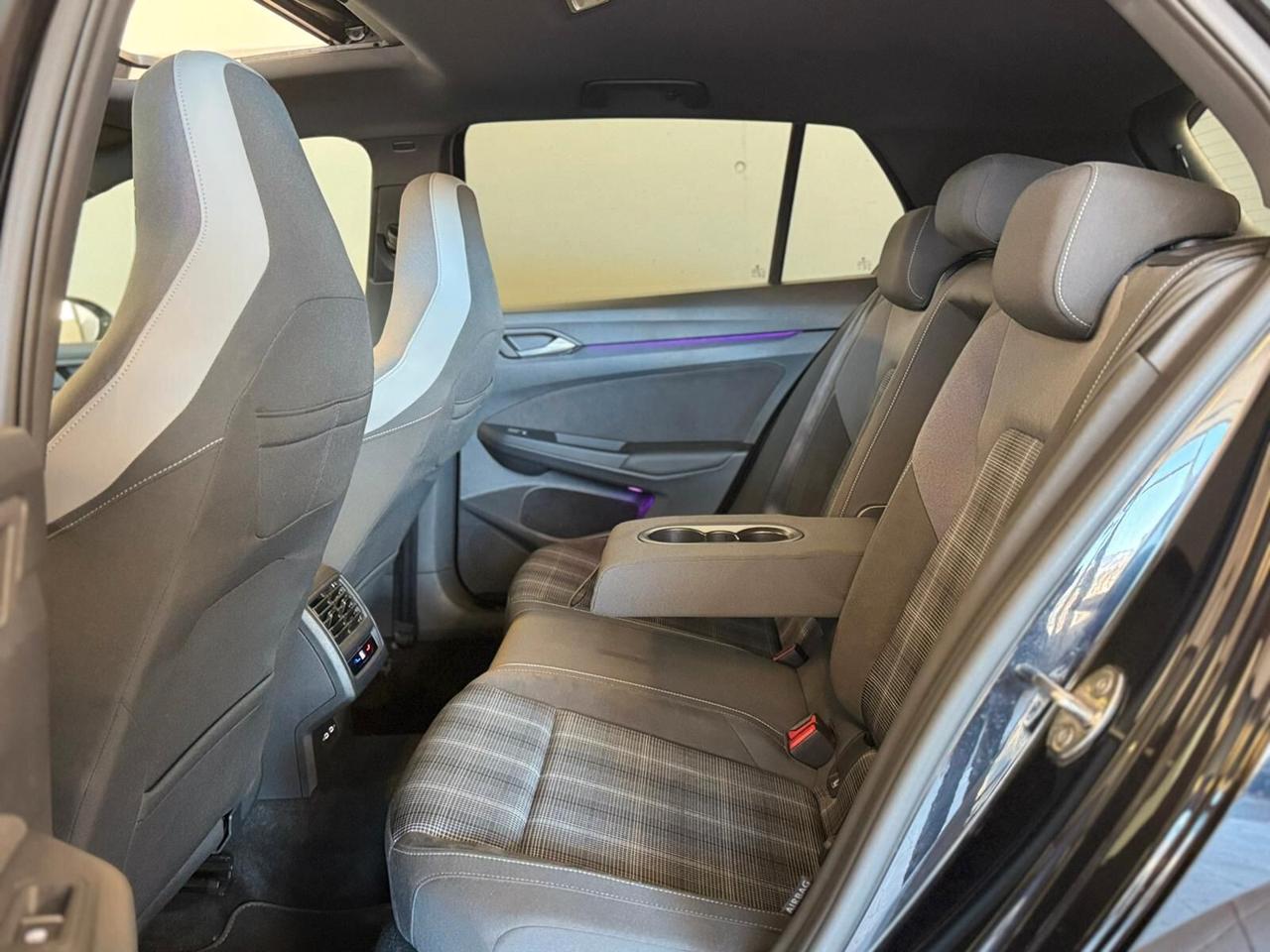Volkswagen Golf 2.0 TDI DSG GTD