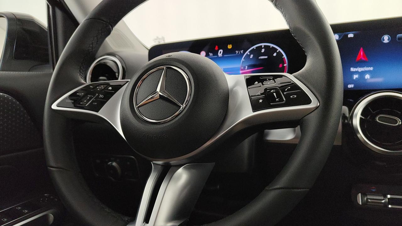 Mercedes-Benz GLB 180 d Progressive Advanced auto