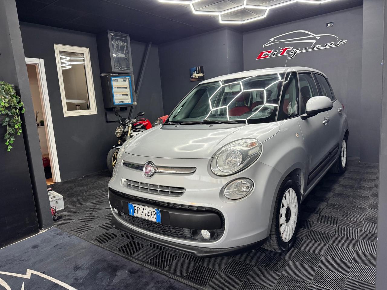 Fiat 500L 1.4 Benzina 95 CV del 2013 con soli 78.000 km. Ottime condizioni.