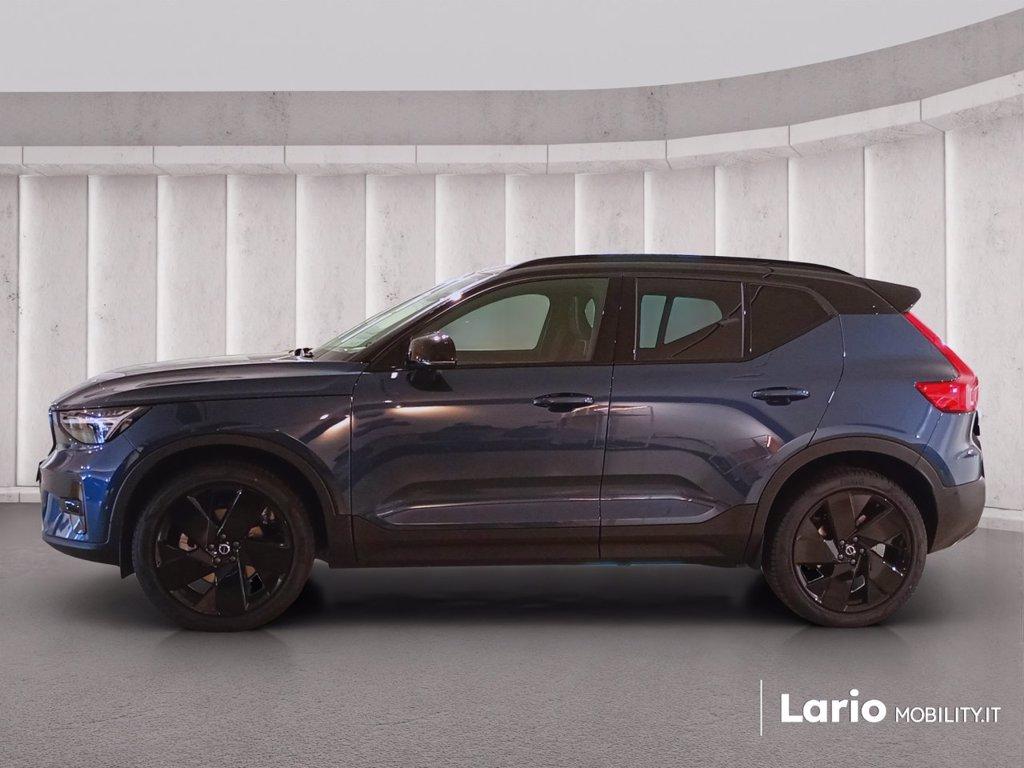 VOLVO XC40 2.0 b3 Ultra Black Edition auto del 2025