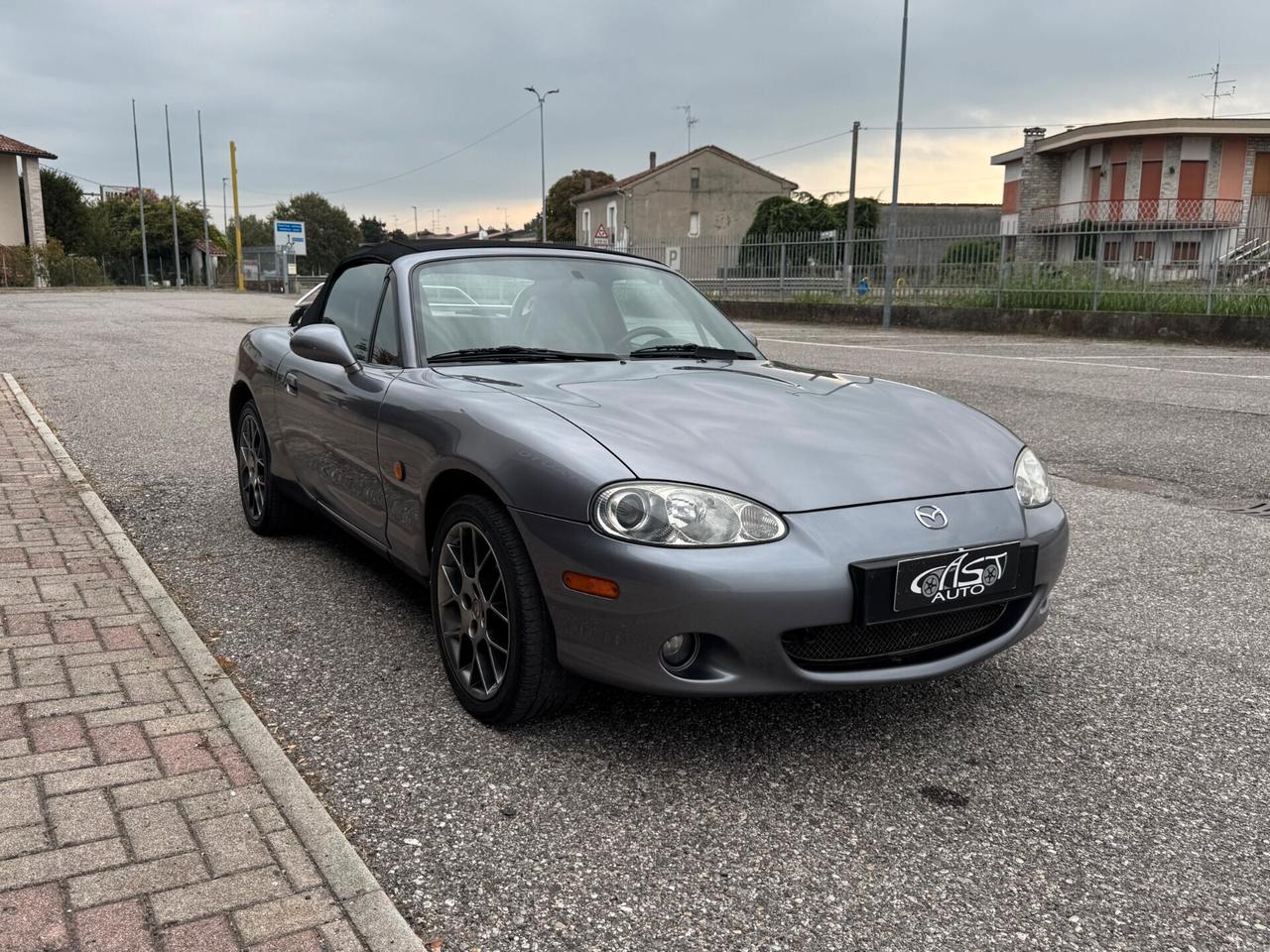 Mazda MX-5 1.6i 16V asi