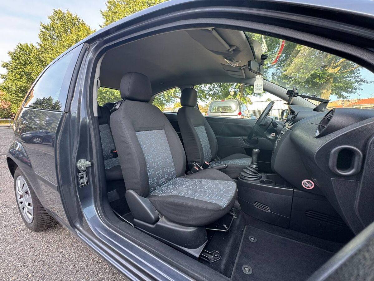 Ford Fiesta V 2006 1.2 Ghia 3p