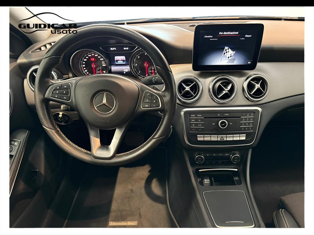 Mercedes-Benz GLA-X156 2017 - GLA 200 d Sport auto