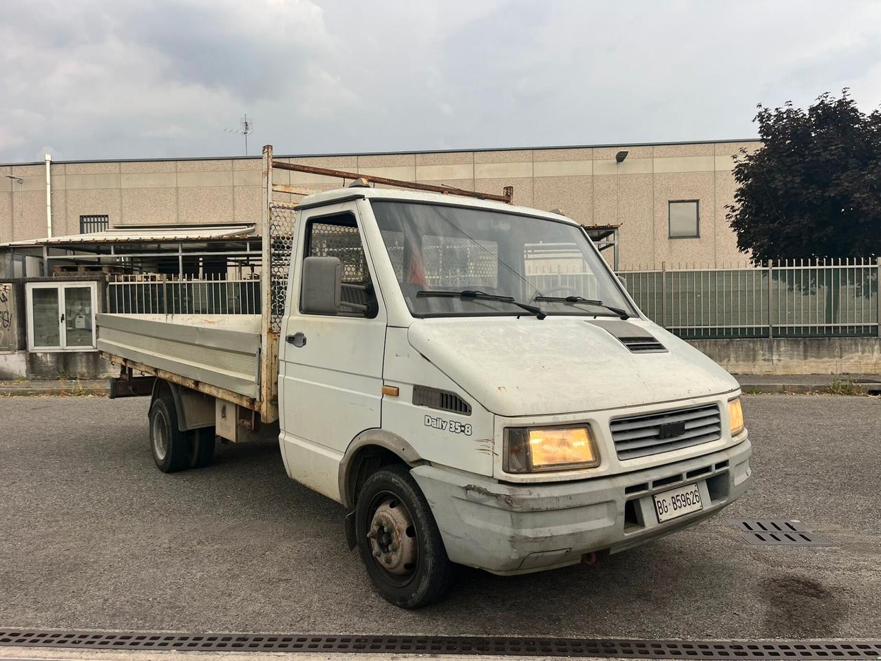 IVECO DAILY 35 CASSONE FISSO 4,55METRI