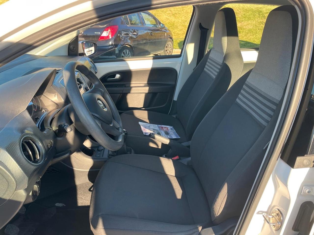 Volkswagen up! 1.0 5p. take