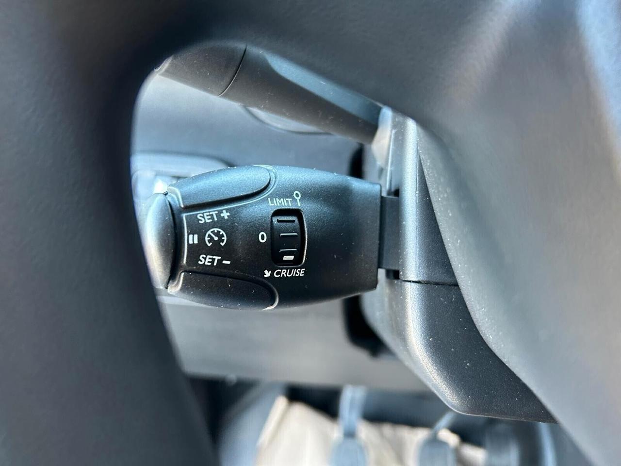 Peugeot Partner PREMIUM BlueHDi 100 PL mt SPOTICAR