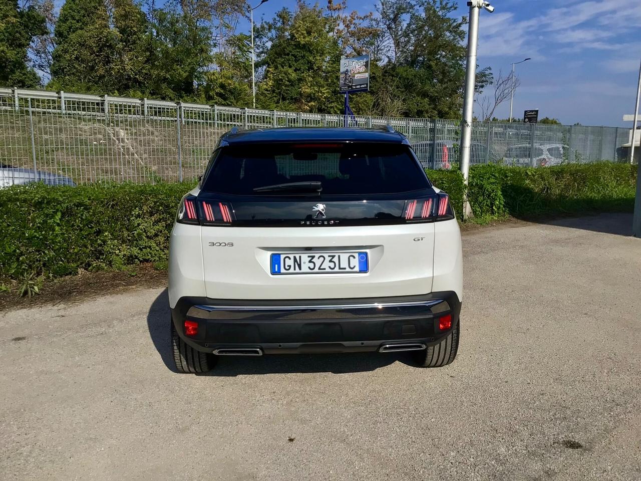 Peugeot 3008 1.5 BlueHDi 131CV EAT8 GT TETTO PANORAMICO APRIBILE