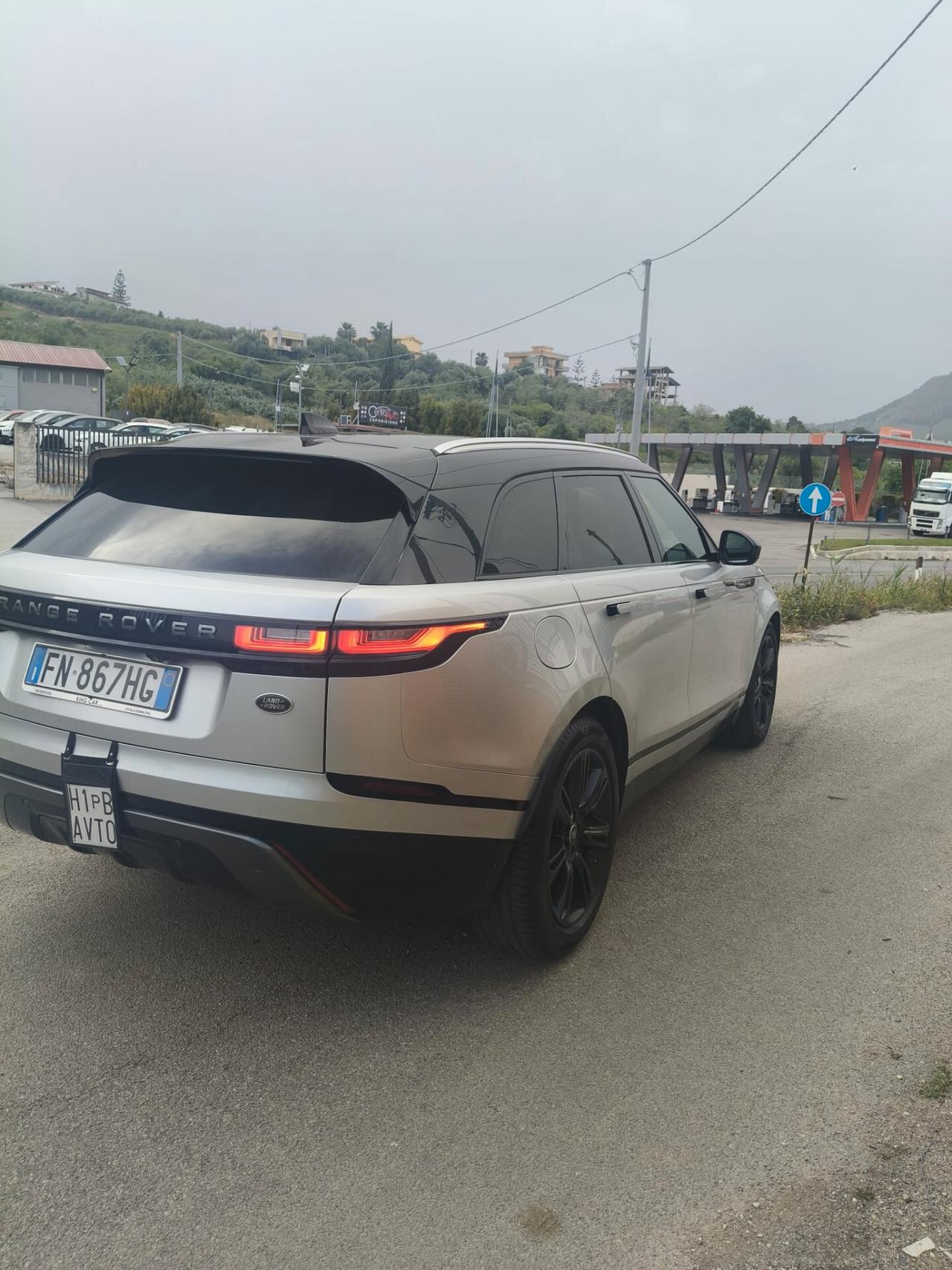 Land Rover Range Velar 2.0D I4 240 CV R-Dynamic S