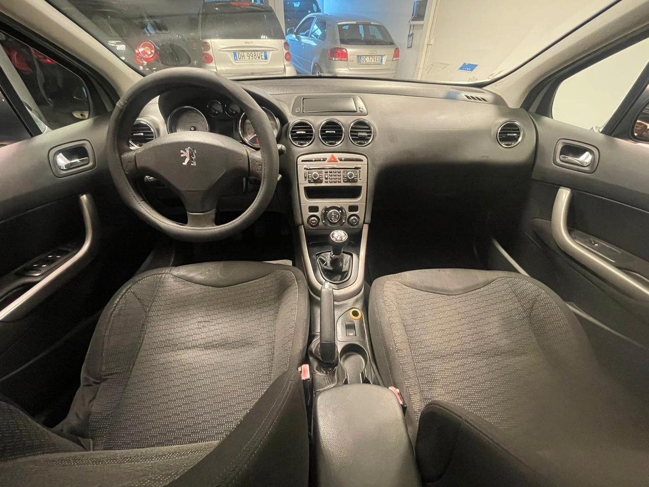 PEUGEOT 308 1.6 - TETTO PANORAMICO - GOMME NUOVE