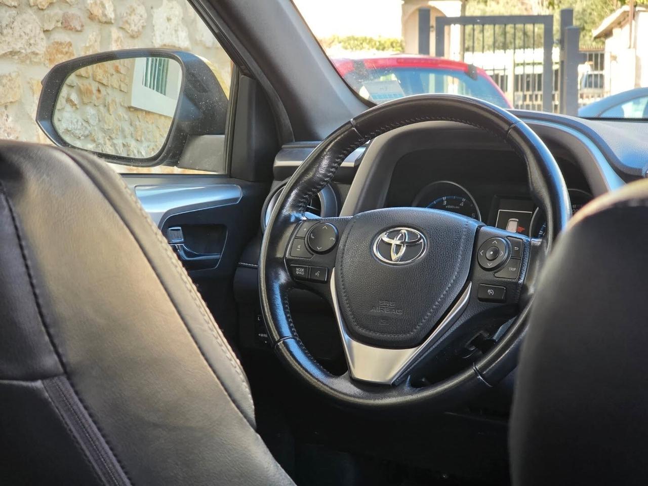 Toyota RAV 4 RAV4 2.0 D-4D 2WD Lounge