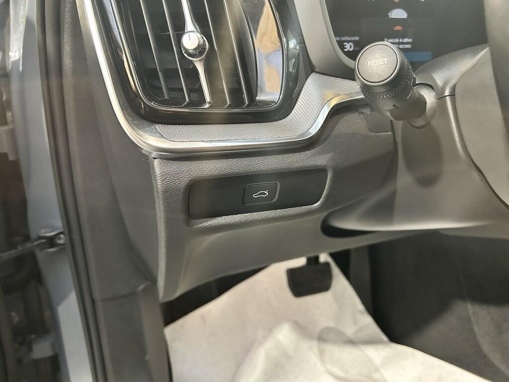Volvo V60 2.0 B4 Ultimate AWD automatico