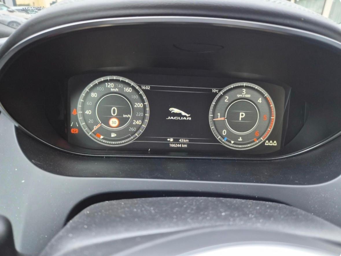 Jaguar E-Pace 2.0D 150 CV AWD aut. R-Dynamic S 2021