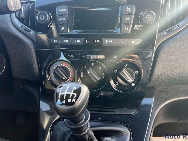 Lancia Ypsilon Ypsilon 1.0 FireFly 5 porte S&S Hybrid Ecochic Gold