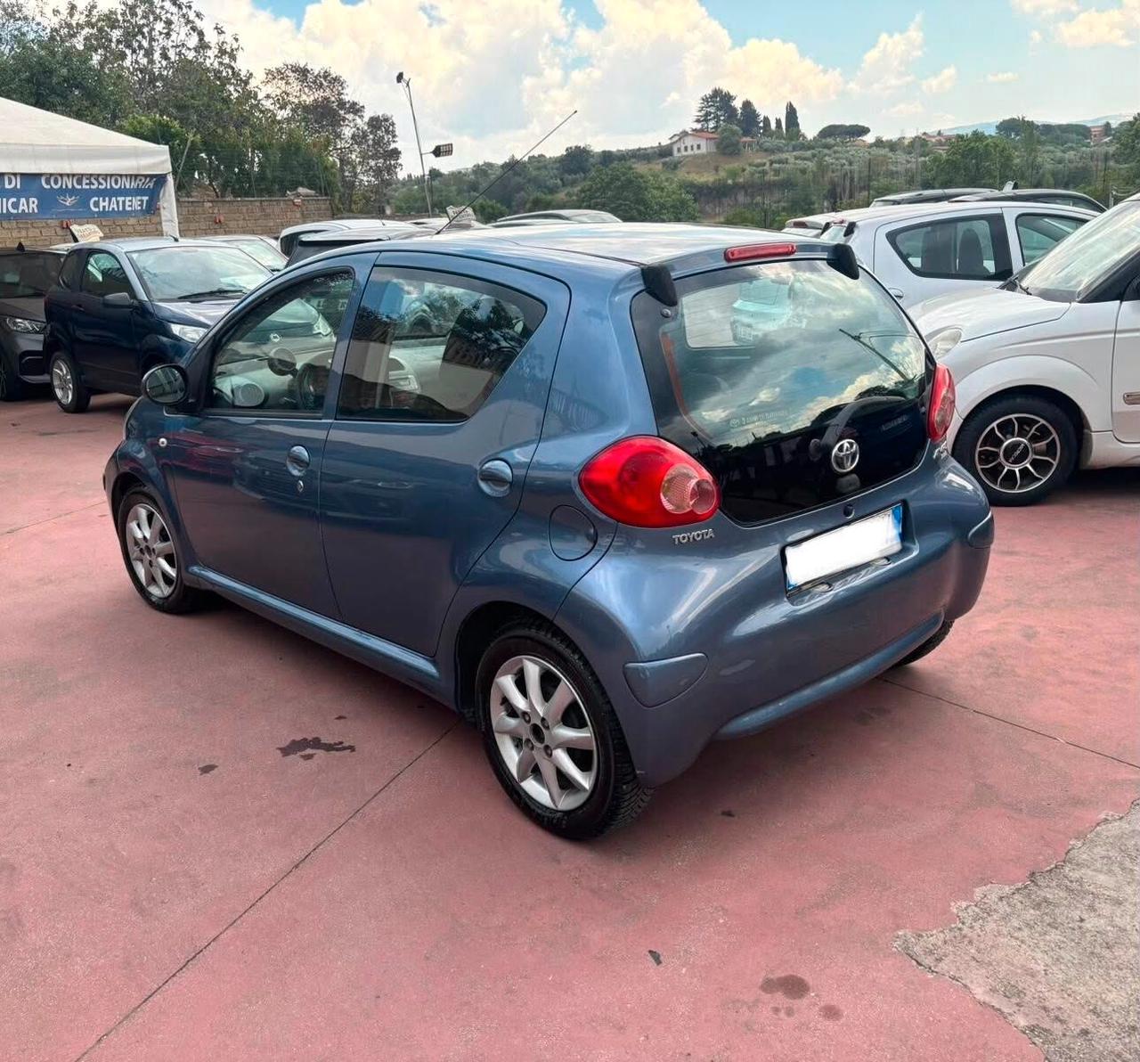 Toyota Aygo 1.0 12V VVT-i 5 porte Sound