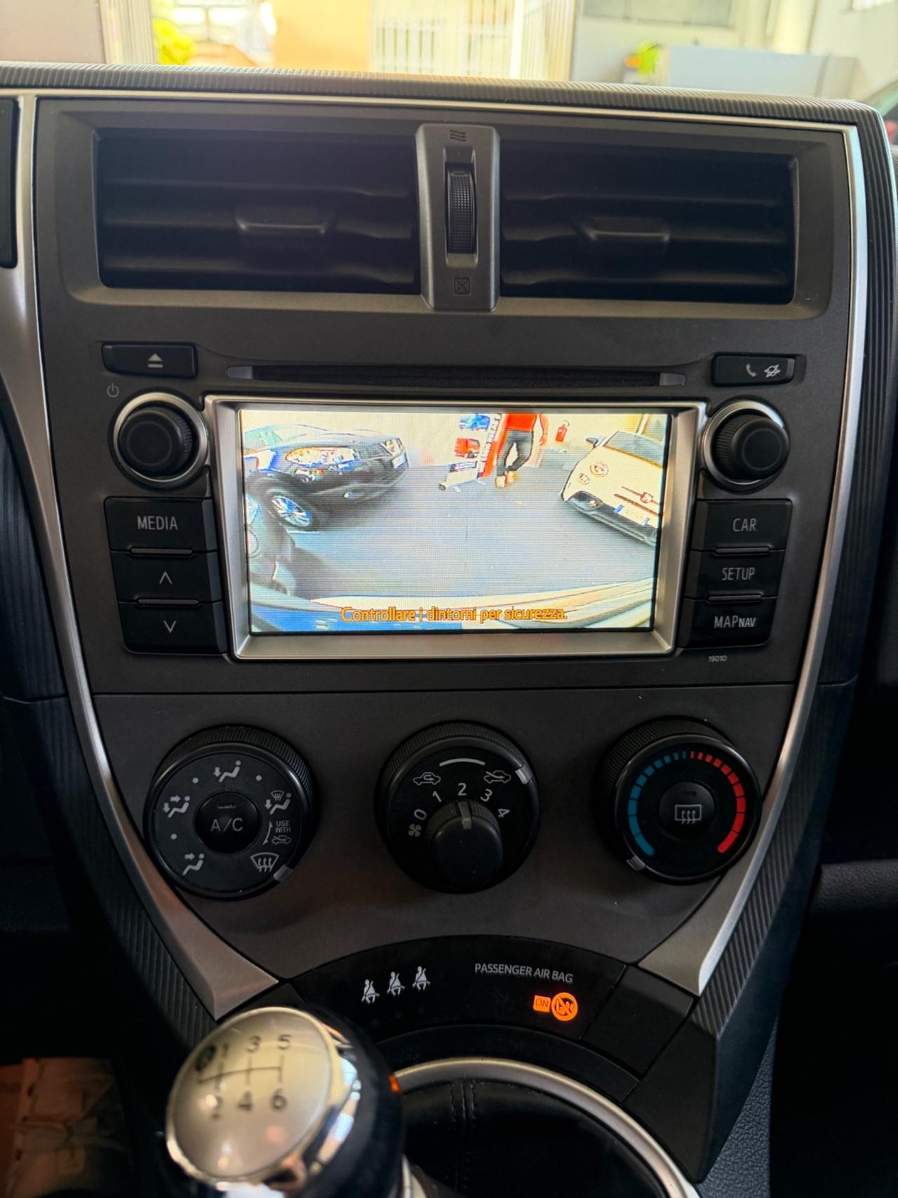 Toyota Verso-S 1.3 MT