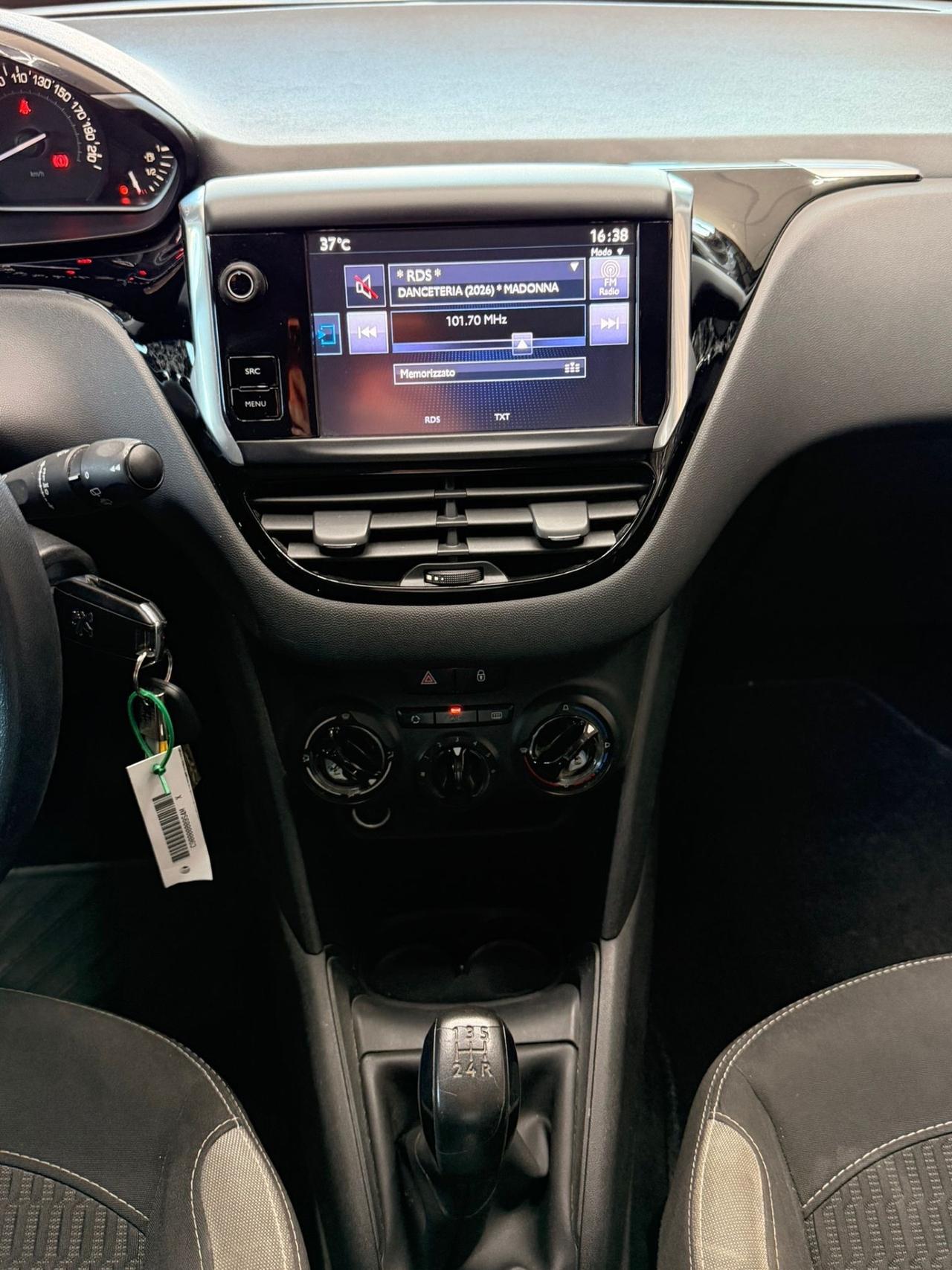 Peugeot 208 1.4 HDi 68 CV 5 porte Allure