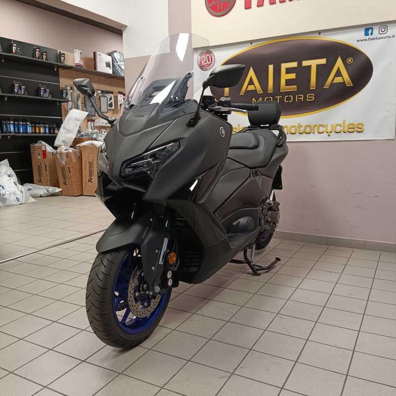 Yamaha T-Max 560 - 2025