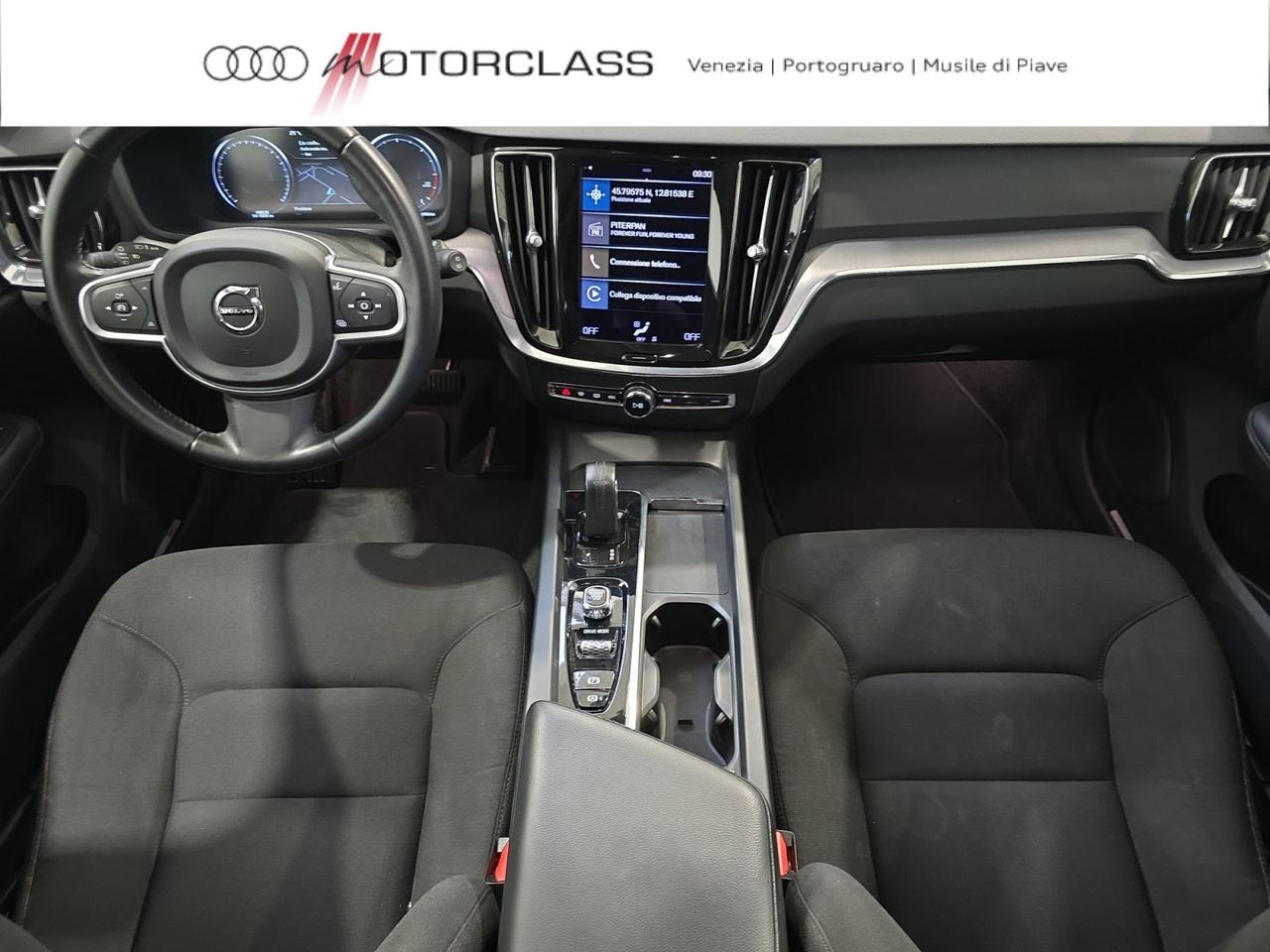 Volvo V60 .0 b4 momentum business pro geartronic