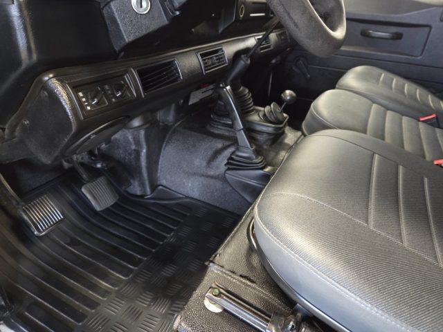 LAND ROVER Defender 90 2.5 Td5 ARIA CONDIZIONATA