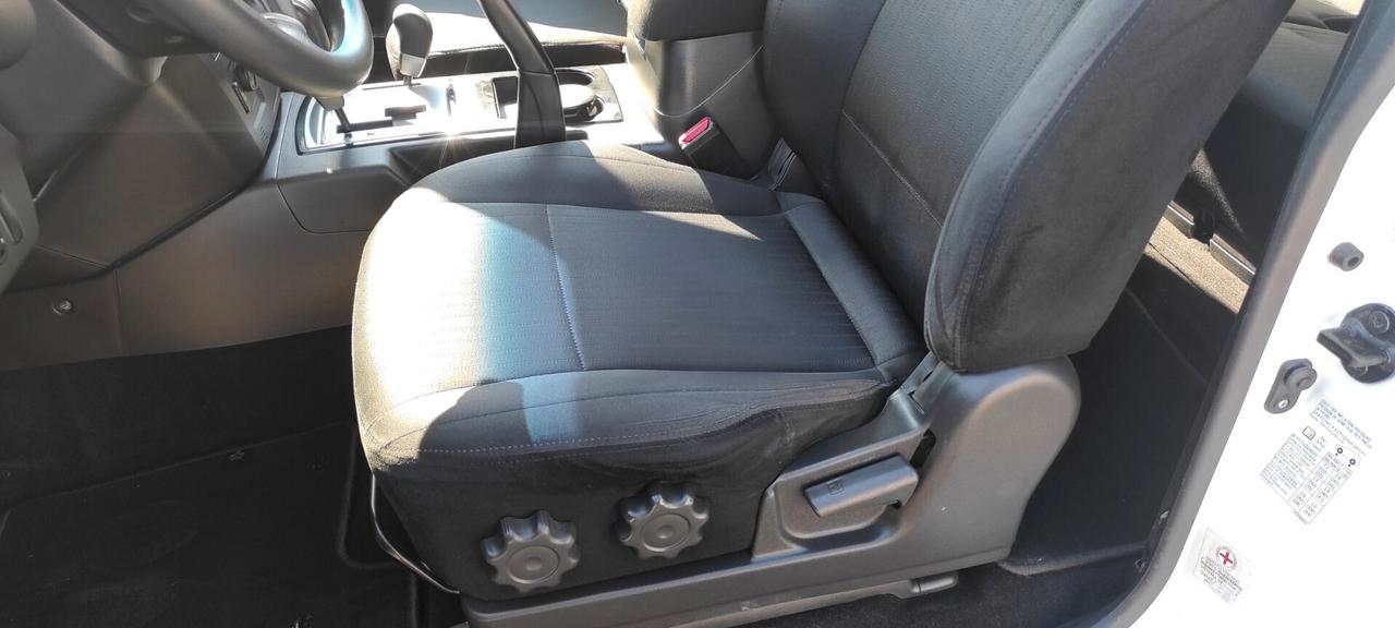 Mitsubishi Pajero 3.2 DI-D 16V aut. 3p. Invite DPF