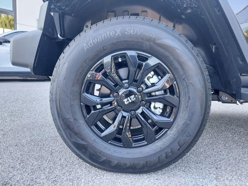 EMC 212 2.0 TGDI 8AT 4WD Adventurer