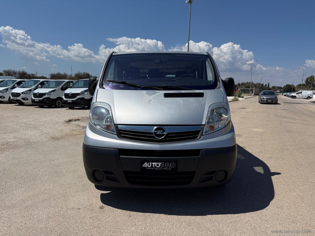 Vivaro 27 2.0 CDTI 120CV PC-TN-DC Furg.
