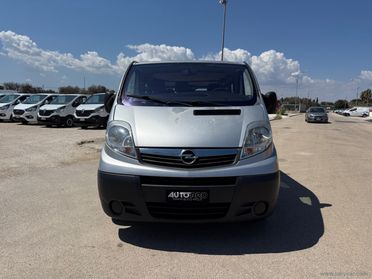 Vivaro 27 2.0 CDTI 120CV PC-TN-DC Furg.