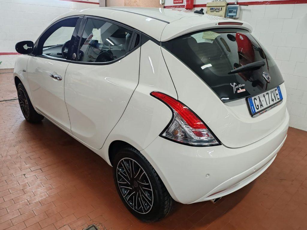 LANCIA Ypsilon 1.2 69 CV 5 porte GPL Gold