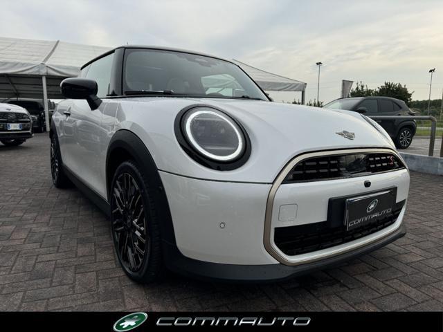 MINI Mini Cooper S 3p 204CV Favoured "Pack XL"