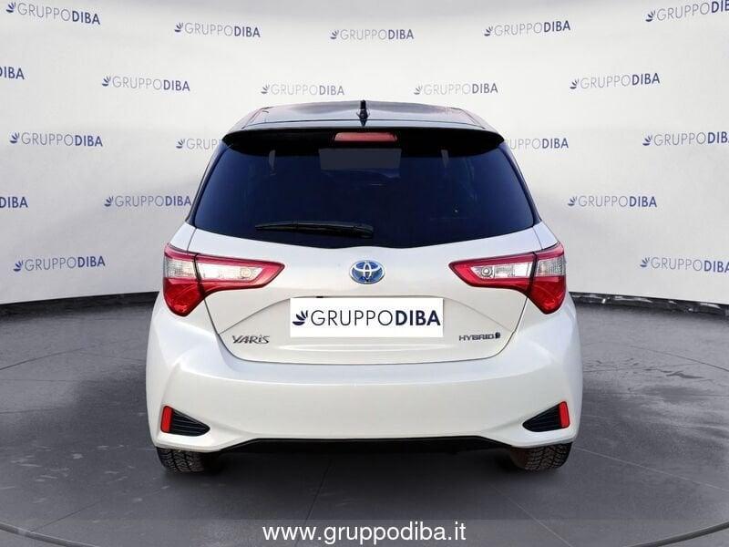 Toyota Yaris III 2017 5p Benzina 5p 1.5h y20 Bitone