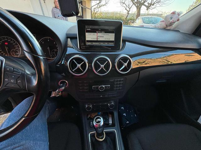 MERCEDES-BENZ B 180 CDI Premium