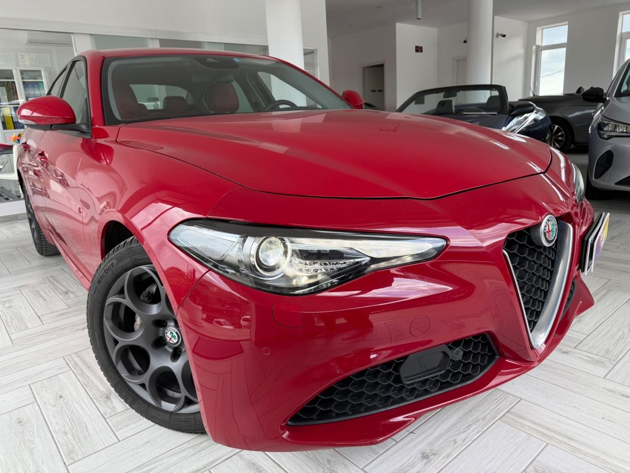 Alfa Romeo Giulia 2.2TurboD150cv ROSSO FERRARI+CARTIER2019