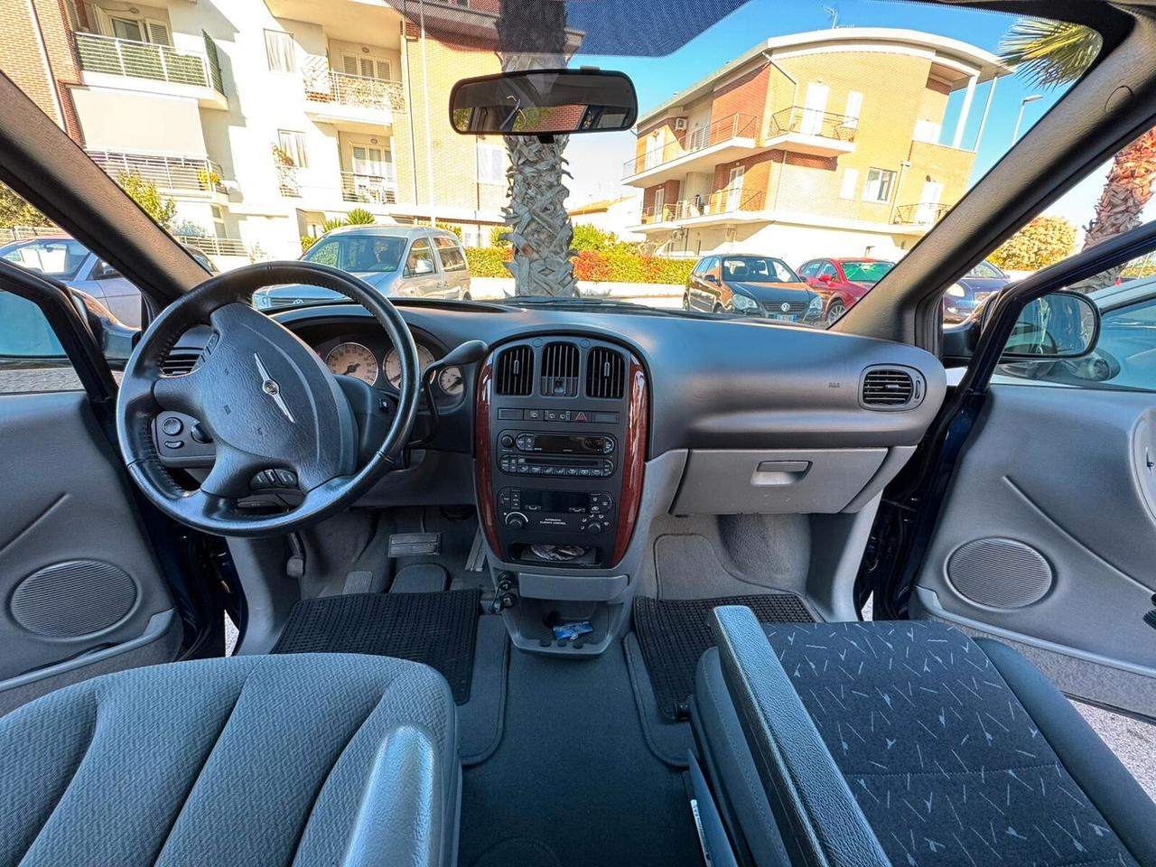 Chrysler Voyager 2.8 CRD cat LX Leather Auto