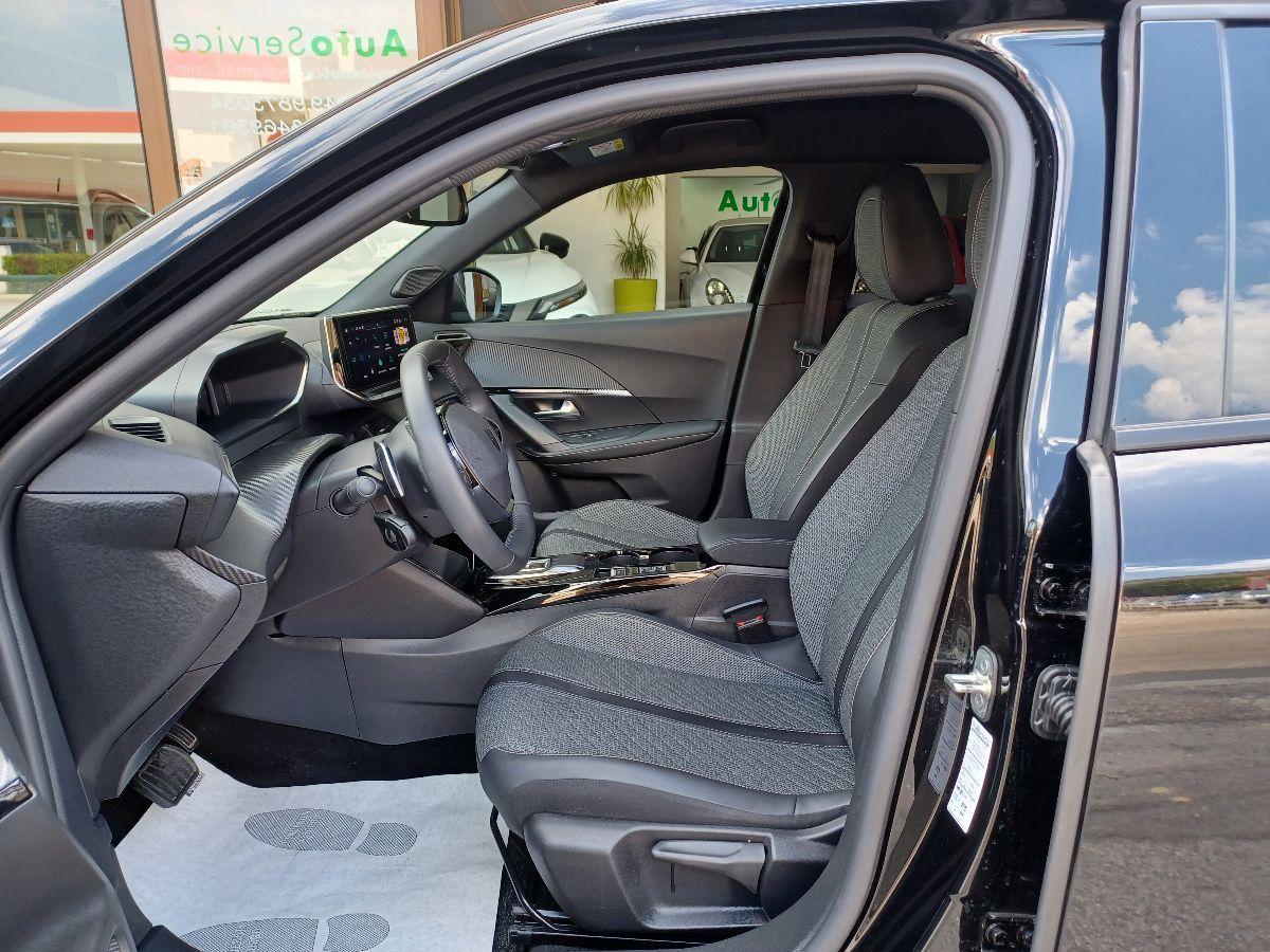 PEUGEOT - 2008 - Benzina 131 cv EAT8 AUTOMATICA