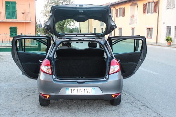 Renault Clio 1.2 5 porte Confort PACK 75.000km clima