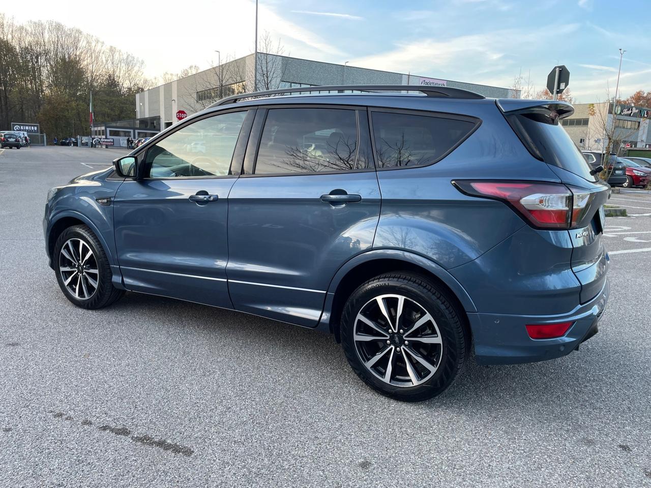 Ford Kuga 1.5 EcoBoost 120 CV S&S 2WD ST-Line