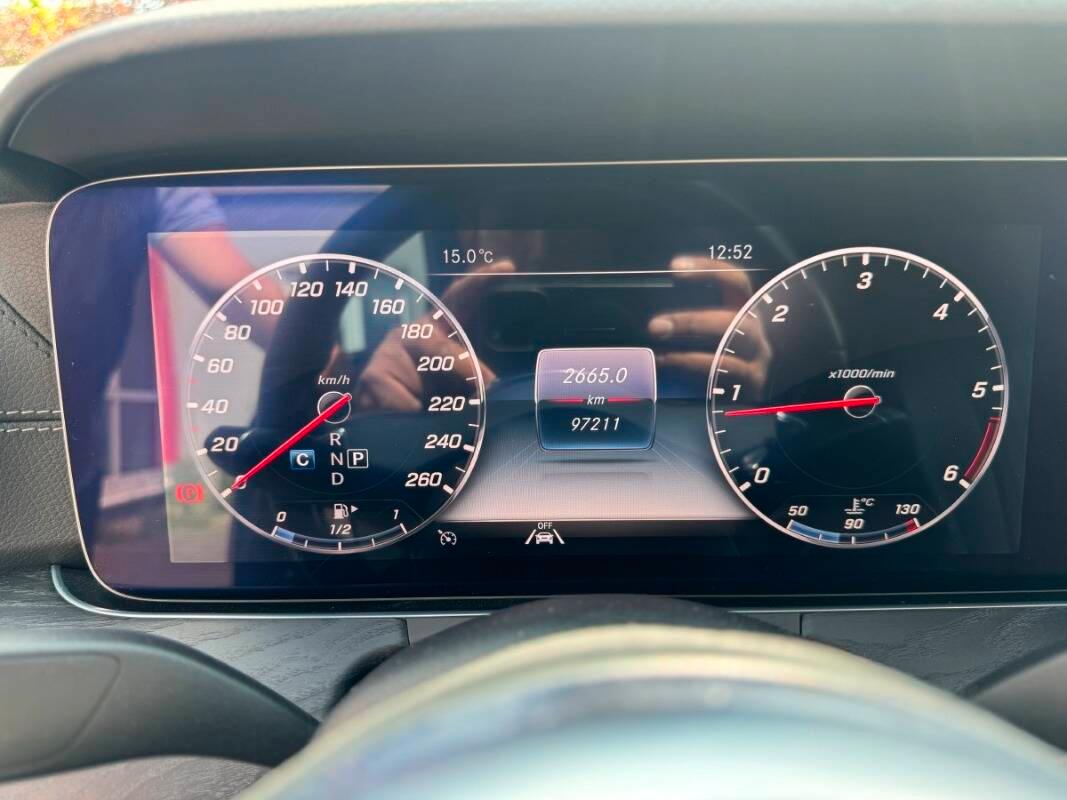 Mercedes Classe E E cabrio 220d Premium Plus 4matic auto