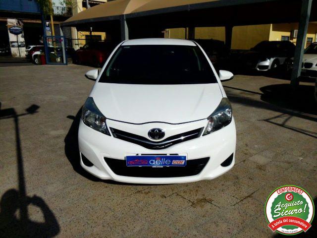 TOYOTA Yaris 1.4 D-4D 5 porte Lounge