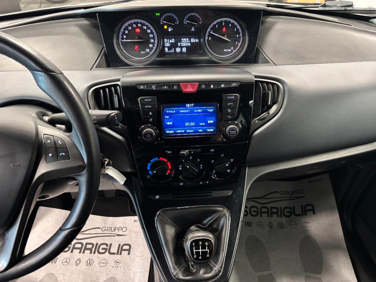 Lancia Ypsilon 1.2 GPL Gold Ecochic