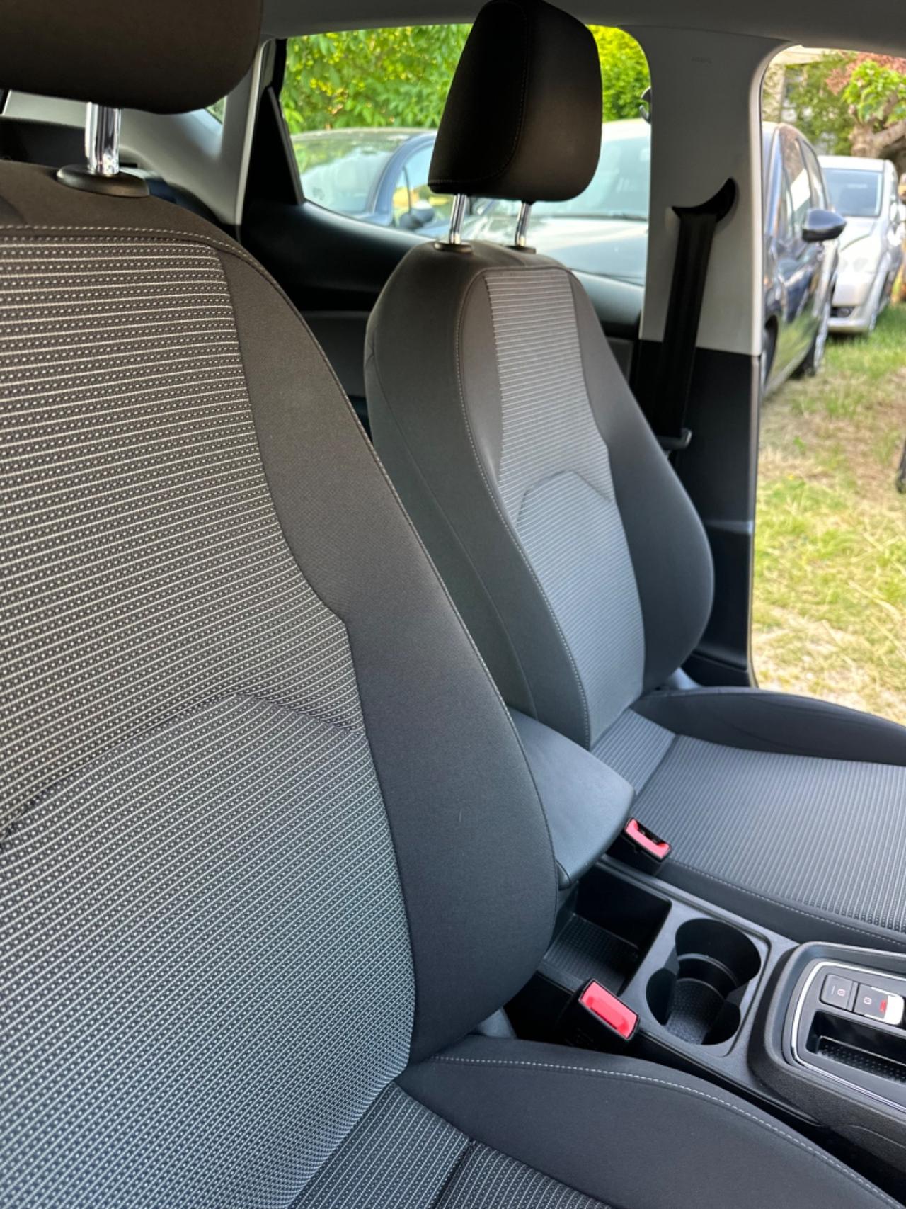 Seat LEON 1.6 TDI 115 CV DSG 5p. STYLE UNICOPR GARANZ