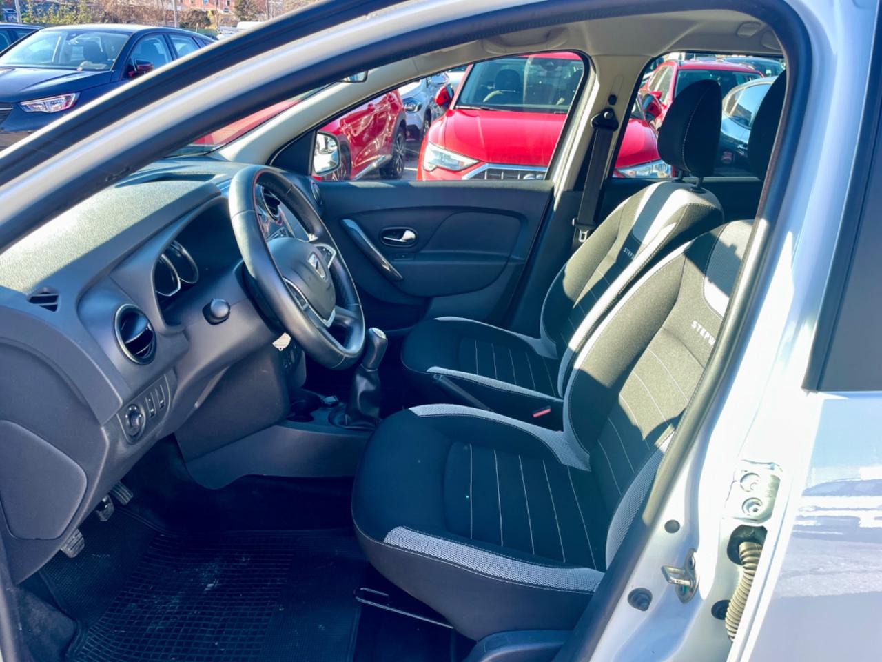 Dacia Logan MCV Stepway 1.5 dCi 90CV NAVI