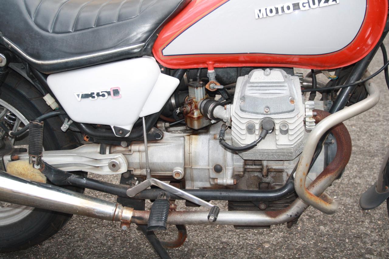 Moto Guzzi V 35 C del 1984 - ATTIVATA ISCRIZIONE FMI
