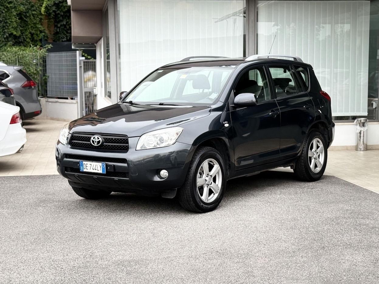 Toyota RAV 4 2.2 Diesel 136CV - 2006