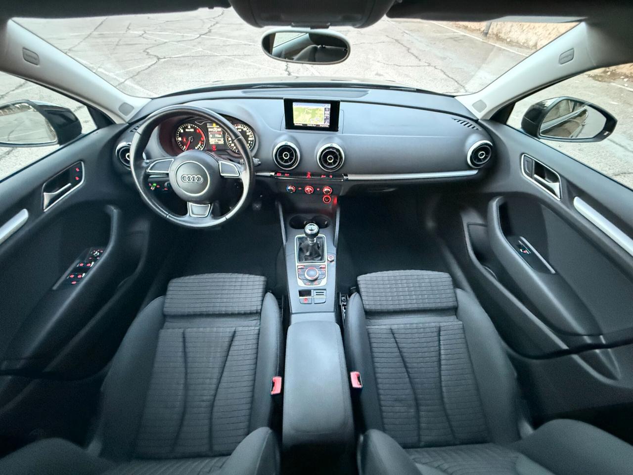 Audi A3 SEDAN/2.0 TDI 150CV/CERCHI 18"/LED/NAVI