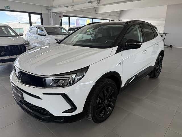 Opel Grandland 1.2 Turbo 12V 130 CV GS