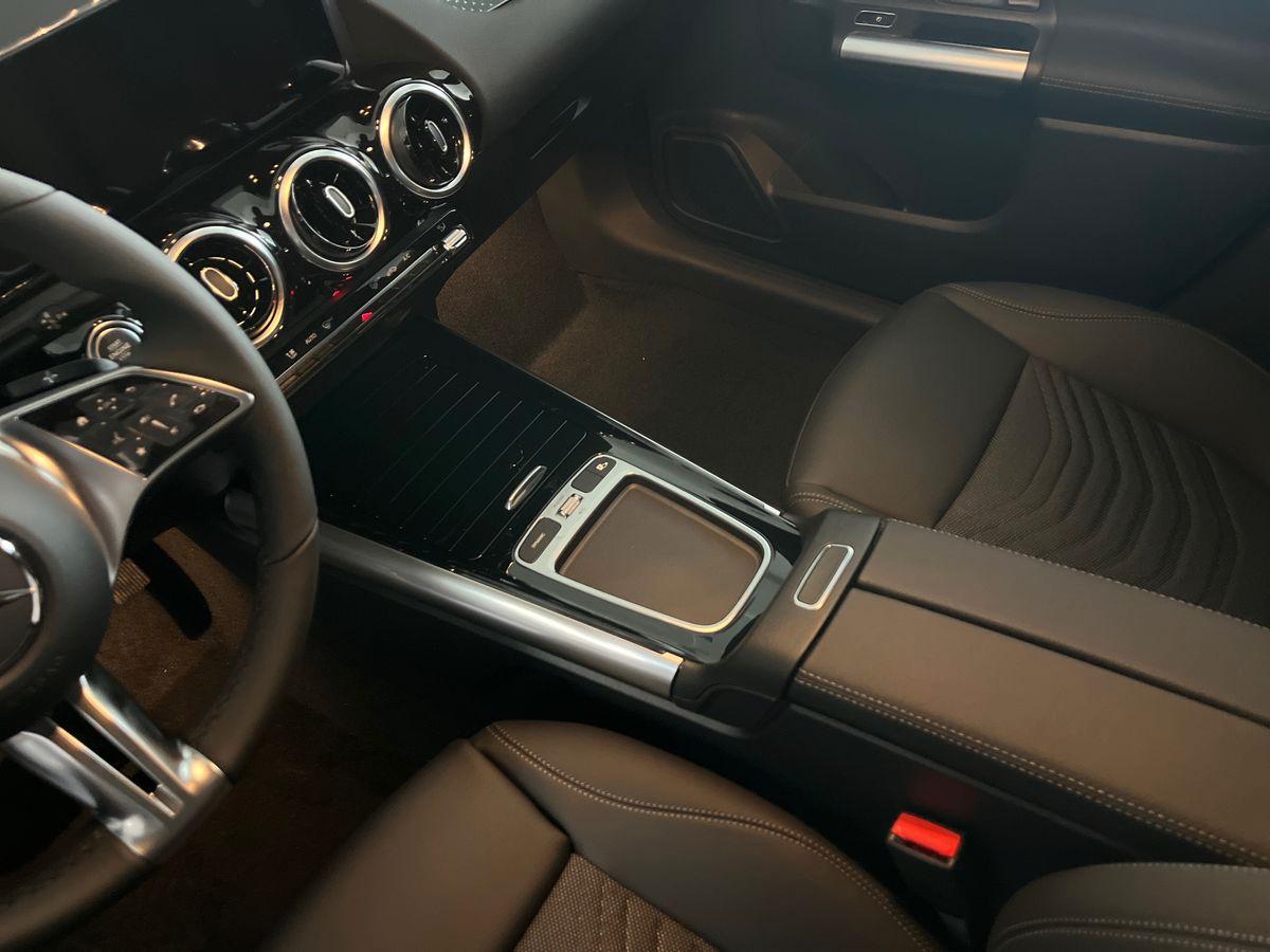 Mercedes-Benz GLA 200 d automatic