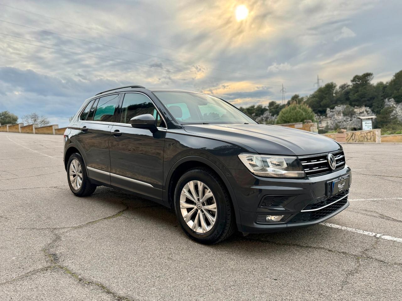 Volkswagen Tiguan/1.6 TDI 116CV/CAR PLAY/17"